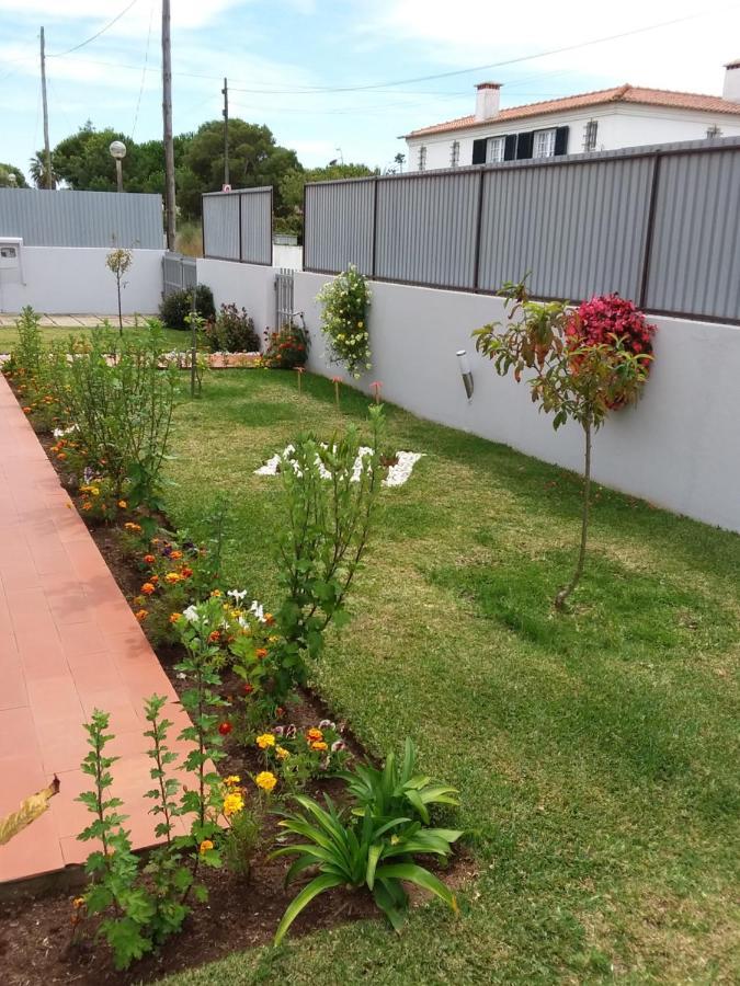 Beachwalk Guesthouse Езмориз Екстериор снимка