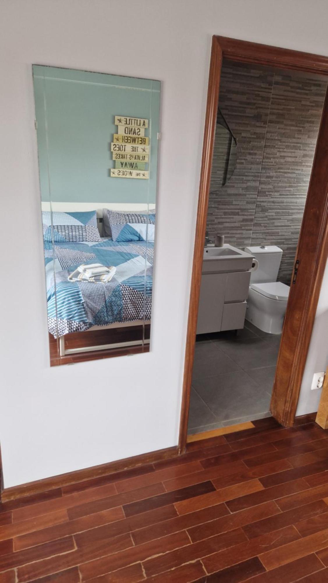 Beachwalk Guesthouse Езмориз Екстериор снимка