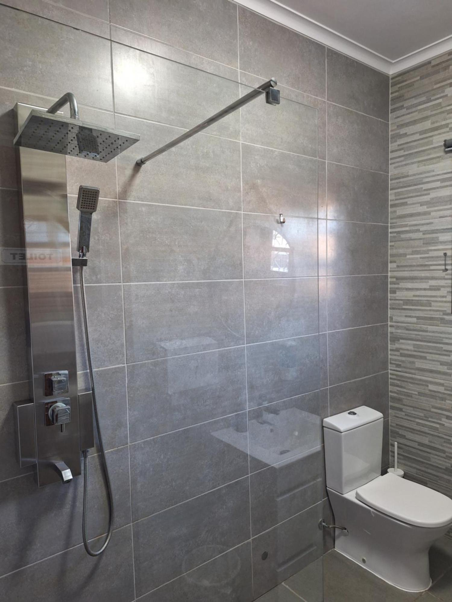 Beachwalk Guesthouse Езмориз Екстериор снимка